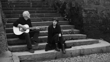 David Gilmour estrena nueva canción con su hija Romany: “Between Two Points”